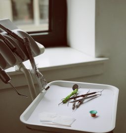 When Should You See a Dentist for a Tooth Emergency?