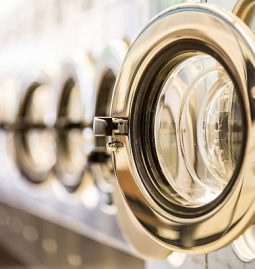 How to Choose a Reliable Laundry Service: Key Factors to Consider