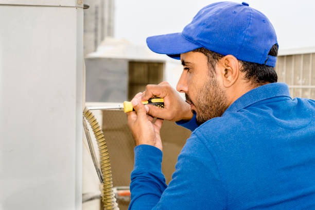 Handling Electrical Emergencies: Immediate Actions and When to Call an Expert