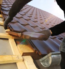 Minimizing Business Disruption During Commercial Roof Installations