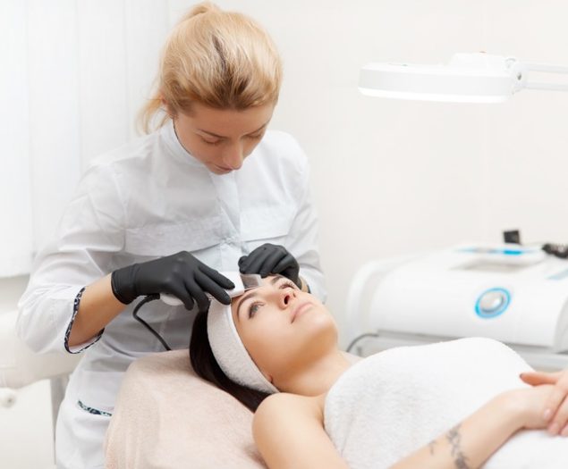 What Career Opportunities Exist After Completing a Medical Esthetician Course?